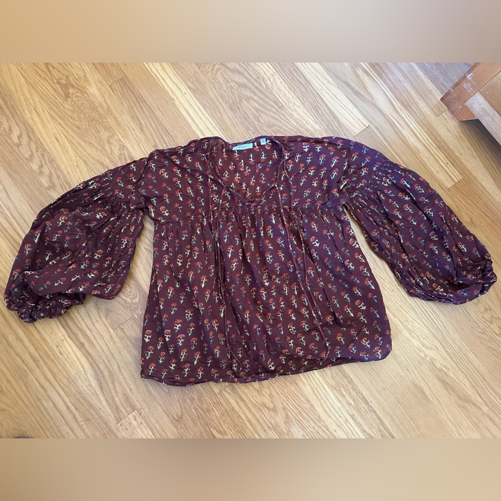 Doen alona puff sleeve top in moonlit garden